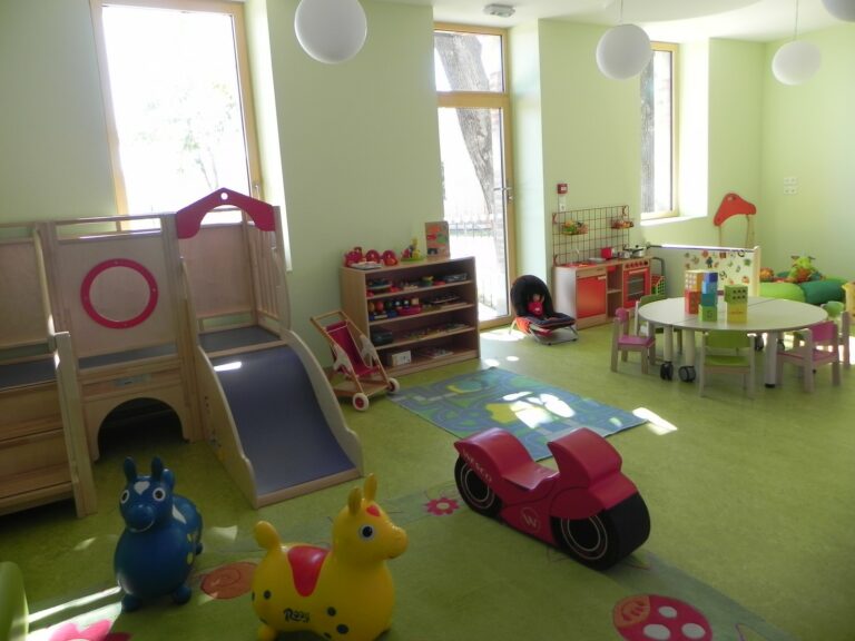 La grande salle du Relais petite enfance