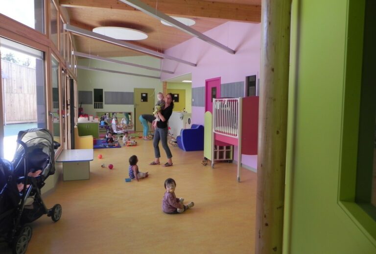 Salle de jeu crèche Les écureuils