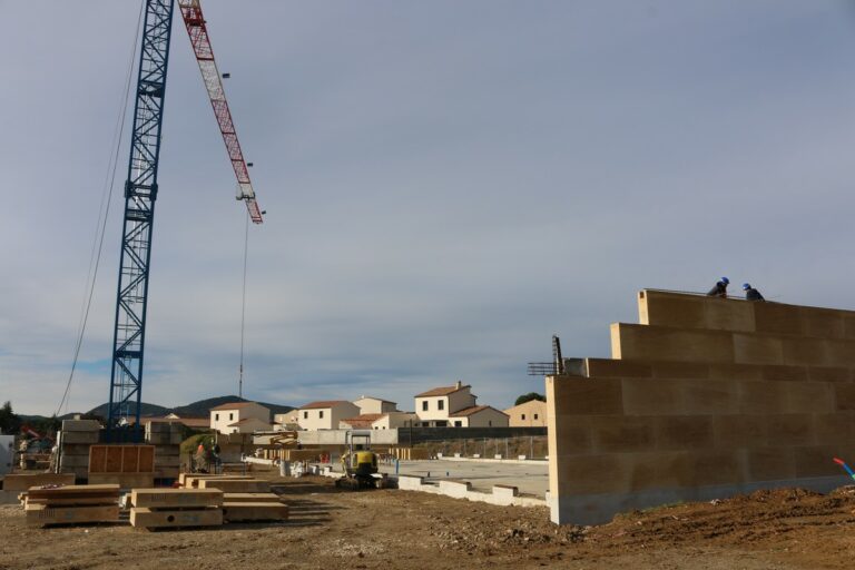 Vue sur le chantier du Pôle culture-jeunesse en janvier 2025.