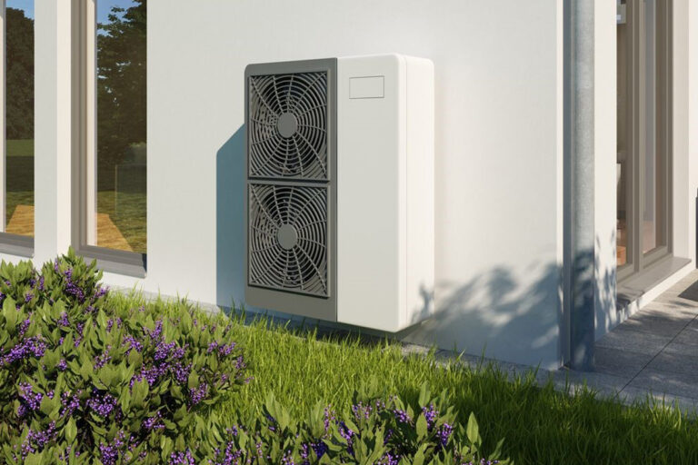 Installation extérieure du dispositif d'économie d'énergie de la société Voltalis.